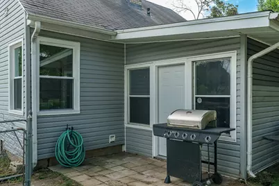 2411 Knight Avenue, Rockford, IL 61103 - Photo 9