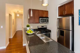 4731 S Ingleside Ave, Chicago, IL 60615 - Photo 5