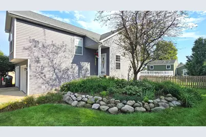 4749 Oregon Trail, McHenry, IL 60050 - Photo 3