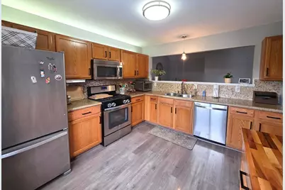 4749 Oregon Trail, McHenry, IL 60050 - Photo 19