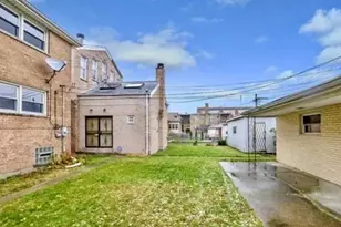 155 W 81st St, Chicago, IL 60620 - Photo 9