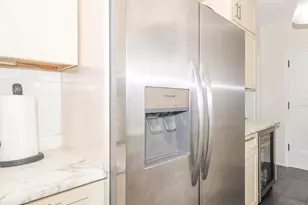 415 W Aldine Ave, Chicago, IL 60657 - Photo 11