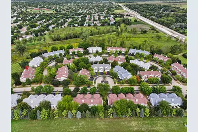 189 Polaris Drive, Lake in the Hills, IL 60156 - Photo 23