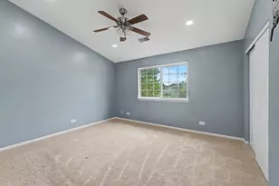 189 Polaris Dr, Lake in the Hills, IL 60156 - Photo 15
