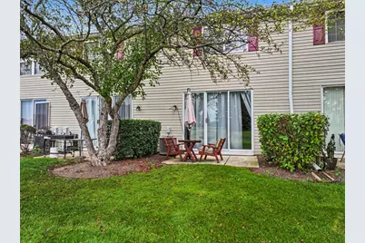 189 Polaris Drive, Lake in the Hills, IL 60156 - Photo 19