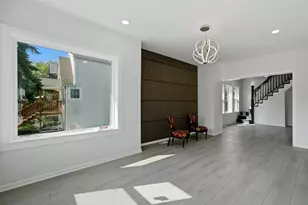 7948 S Colfax Ave, Chicago, IL 60617 - Photo 5