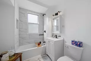 7948 S Colfax Ave, Chicago, IL 60617 - Photo 19