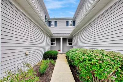 2900 Glacier Way #B, Wauconda, IL 60084 - Photo 5