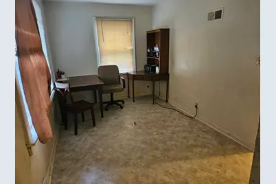 2312 S 6th Street, Springfield, IL 62703 - Photo 3