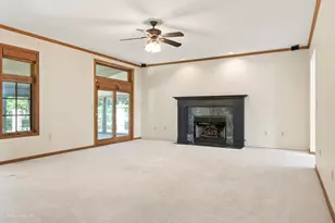 2027 Oak Forest Dr, Morris, IL 60450 - Photo 5
