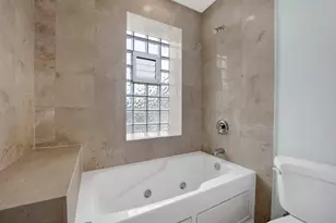 3408 W Sunnyside Ave, Chicago, IL 60625 - Photo 17