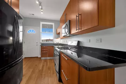 3408 W Sunnyside Avenue #3, Chicago, IL 60625 - Photo 7