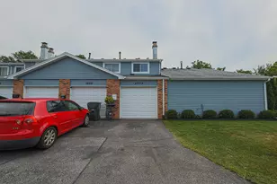 2003 Sudbury Dr, Hoffman Estates, IL 60169 - Photo 3