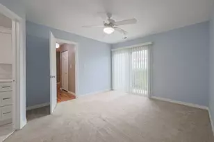 2003 Sudbury Dr, Hoffman Estates, IL 60169 - Photo 15