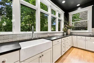 1364 E 49th Street, Chicago, IL 60615 - Photo 17