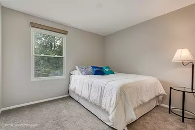 2141 Greystone Place, Hoffman Estates, IL 60169 - Photo 17