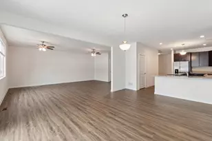 35 Olympus Dr, Tinley Park, IL 60477 - Photo 9