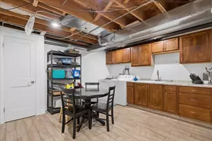 7645 W Rascher Ave, Chicago, IL 60656 - Photo 27