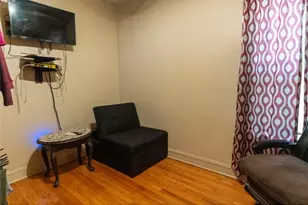 6523 S Fairfield Ave, Chicago, IL 60629 - Photo 9