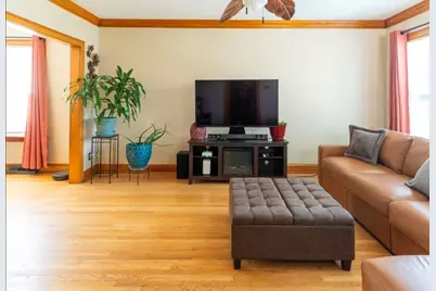 6523 S Fairfield Avenue, Chicago, IL 60629 - Photo 3