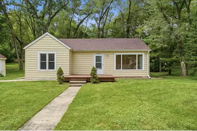 26797 W Longwood Drive, Ingleside, IL 60041 - Photo 1