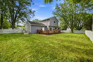 1359 Auburn Ave, Naperville, IL 60565 - Photo 25