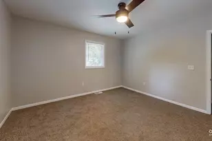 12 N Adams St, Oswego, IL 60543 - Photo 13