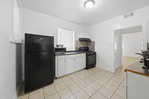 7741 S Yates Blvd, Chicago, IL 60649 - Photo 25