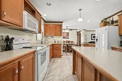 22461 S Lakepoint Court, Channahon, IL 60410 - Photo 7
