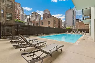 71 E Division St, Chicago, IL 60610 - Photo 13