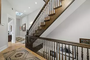 2831 N Pine Grove Ave, Chicago, IL 60657 - Photo 31