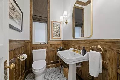2831 N Pine Grove Avenue, Chicago, IL 60657 - Photo 27