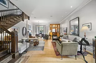 2831 N Pine Grove Ave, Chicago, IL 60657 - Photo 13