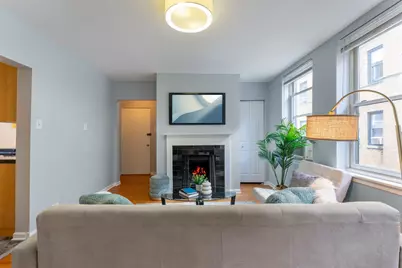 626 W Waveland Avenue #3B, Chicago, IL 60613 - Photo 9
