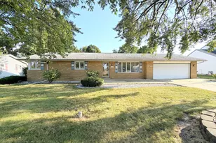 2148 E 3000 Road N, Bourbonnais, IL 60914 - Photo 1