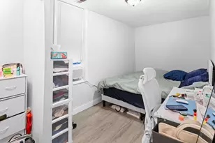 4607 S Wallace St, Chicago, IL 60609 - Photo 9
