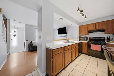 6374 Nugget Circle, Hanover Park, IL 60133 - Photo 9