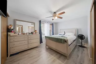 6374 Nugget Cir, Hanover Park, IL 60133 - Photo 13
