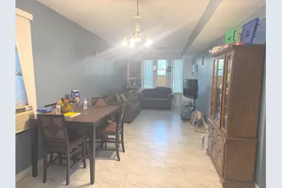 2747 S Saint Louis Avenue, Chicago, IL 60623 - Photo 7