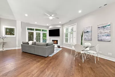 1314 N Cleveland Avenue #2S, Chicago, IL 60610 - Photo 3