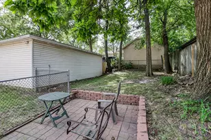 421 Thornton St, Lockport, IL 60441 - Photo 13