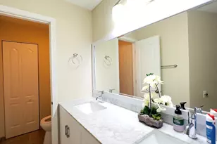 714 Alsace Cir, Buffalo Grove, IL 60089 - Photo 15