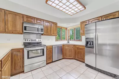 970 Ponderosa Lane, Hoffman Estates, IL 60010 - Photo 9