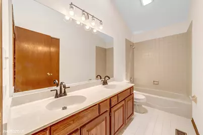 970 Ponderosa Lane, Hoffman Estates, IL 60010 - Photo 31