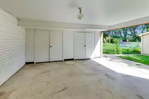 9039 Niles Center Rd, Skokie, IL 60076 - Photo 33