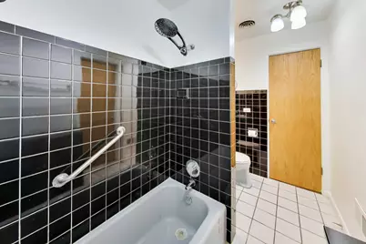 9039 Niles Center Road, Skokie, IL 60076 - Photo 19