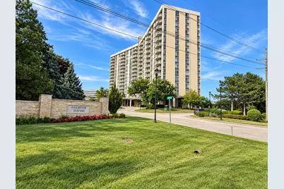 40 N Tower Road #12E, Oak Brook, IL 60523 - Photo 1