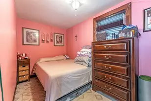 9018 S Houston Ave, Chicago, IL 60617 - Photo 19