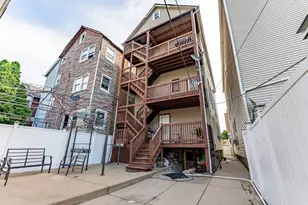 9018 S Houston Ave, Chicago, IL 60617 - Photo 23
