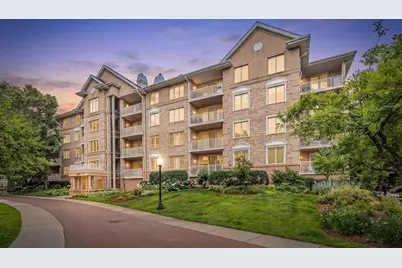1731 Pavilion Way #505, Park Ridge, IL 60068 - Photo 1